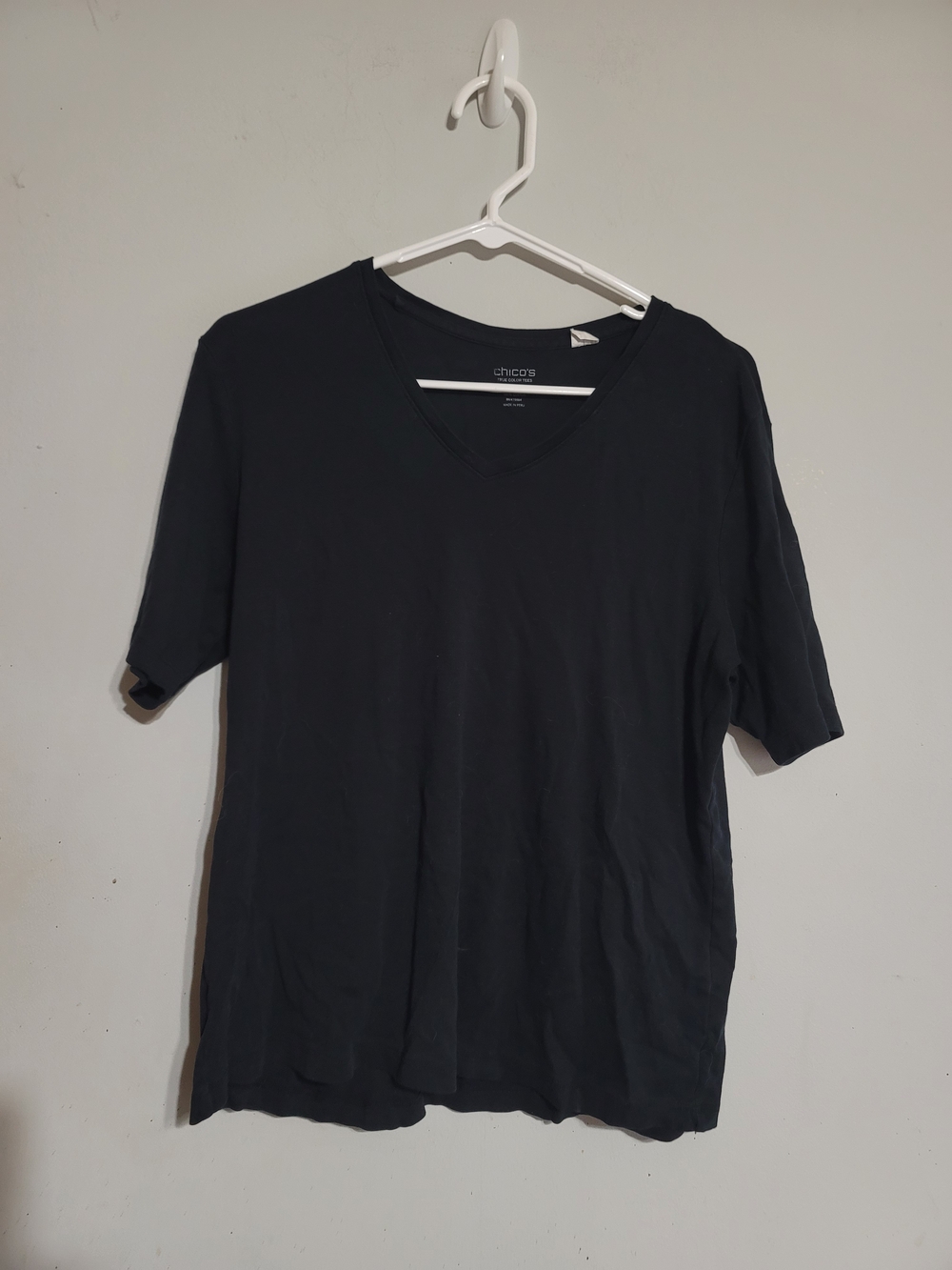 Chico's Cotton Black V-Neck Short Sleeve Tee Sz 2 Large Basic Layer True Color